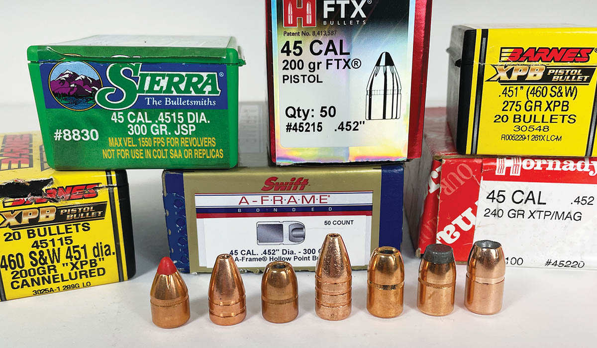 Bullets suitable for the 460 S&W Magnum have diameters between 0.451 and 0.452 inch. The best are those that are made specifically for the cartridge or the 454 Casull.